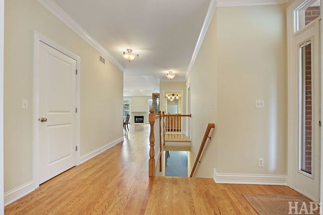 5614 Prairie Ridge Road 121, Crystal Lake, IL 60014