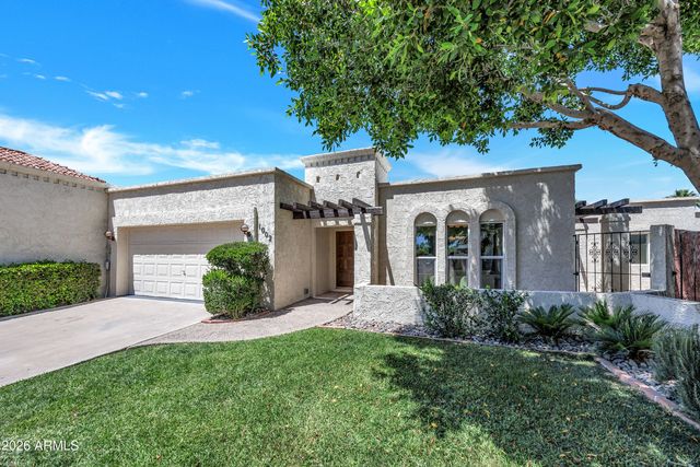 1002 W SOLAR Drive, Phoenix, AZ 85021