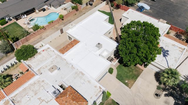 1002 W SOLAR Drive, Phoenix, AZ 85021
