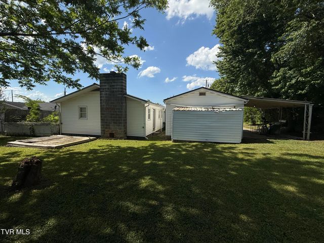 708 West D Street, Elizabethton, TN 37643