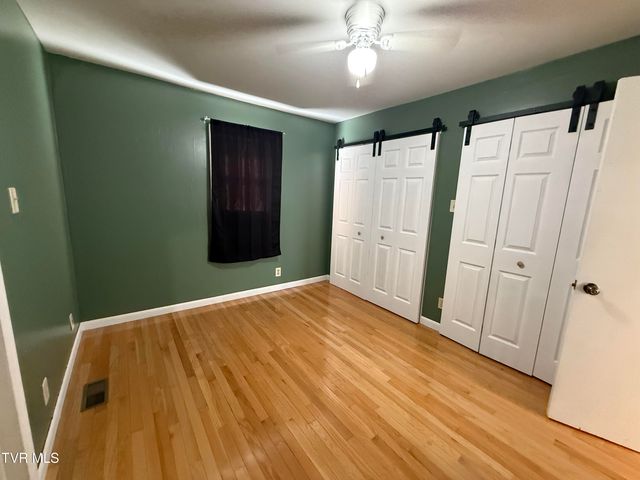 708 West D Street, Elizabethton, TN 37643