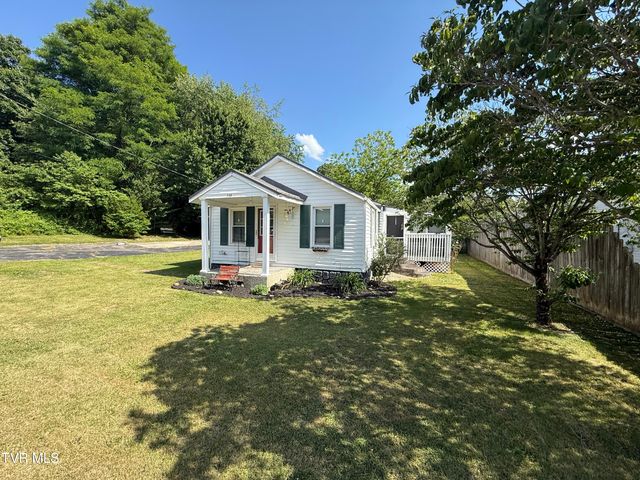 708 West D Street, Elizabethton, TN 37643