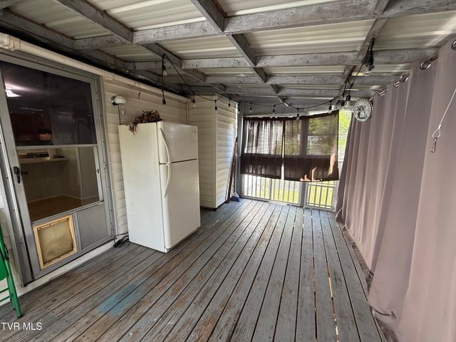 708 West D Street, Elizabethton, TN 37643