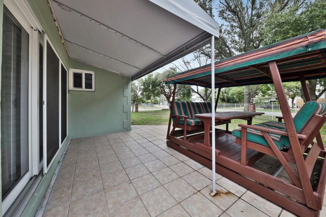 2780 SE 5th Court, Pompano Beach, FL 33062