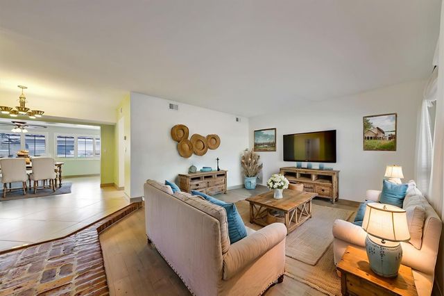 2780 SE 5th Court, Pompano Beach, FL 33062