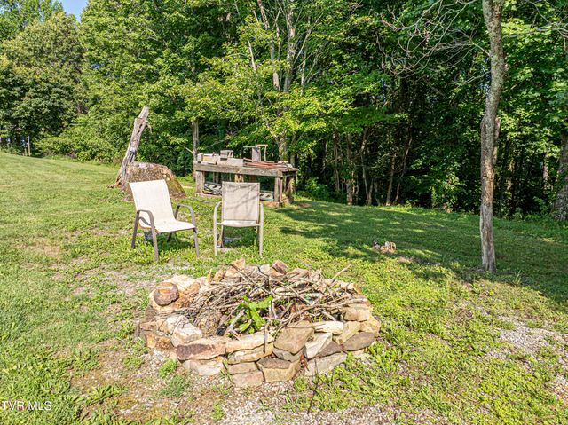 26424 Beech Circle, Abingdon, VA 24211