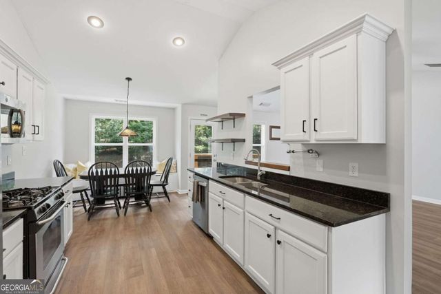 3522 Cameron Drive, Gainesville, GA 30506