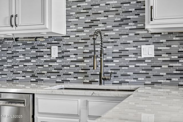 9250 Lone Wolf Circle, Reno, NV 89506