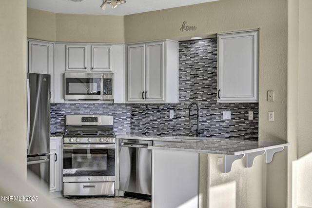 9250 Lone Wolf Circle, Reno, NV 89506