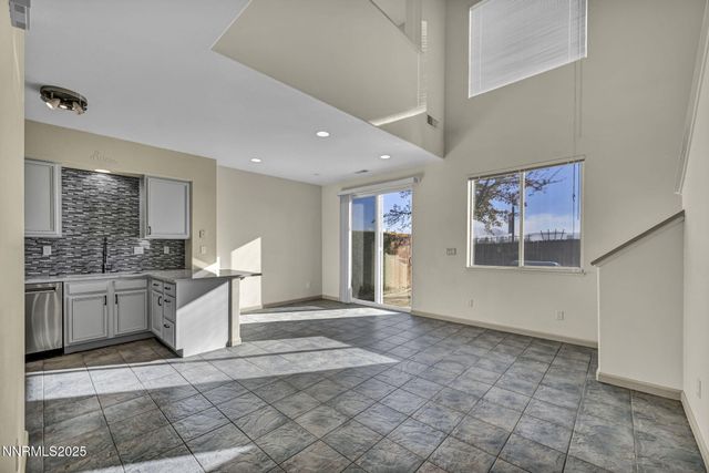 9250 Lone Wolf Circle, Reno, NV 89506