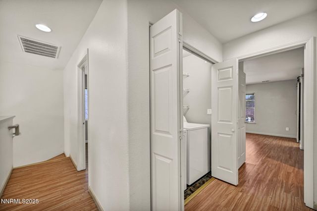 9250 Lone Wolf Circle, Reno, NV 89506