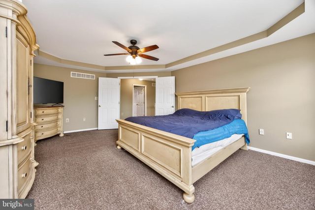 1175 SILCOX DR, Gilbertsville, PA 19525
