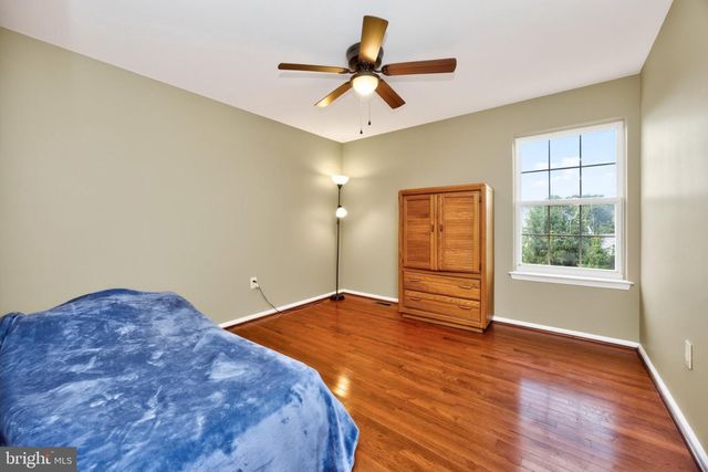 1175 SILCOX DR, Gilbertsville, PA 19525