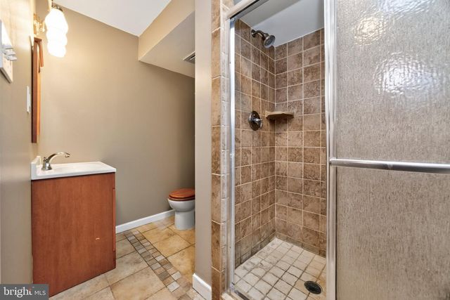 1175 SILCOX DR, Gilbertsville, PA 19525