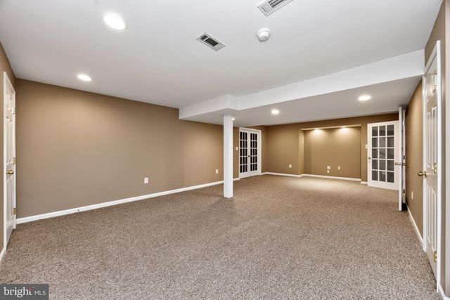 1175 SILCOX DR, Gilbertsville, PA 19525