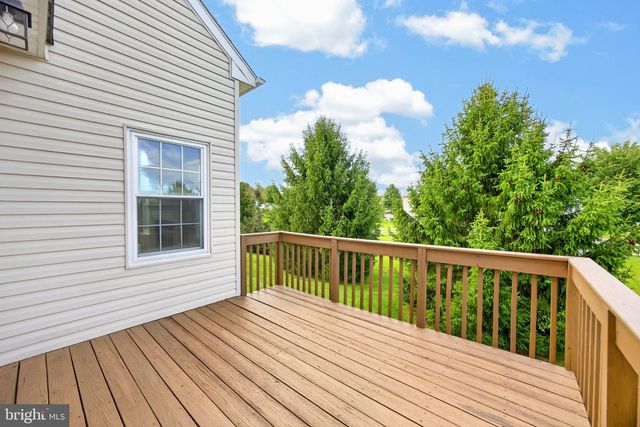 1175 SILCOX DR, Gilbertsville, PA 19525
