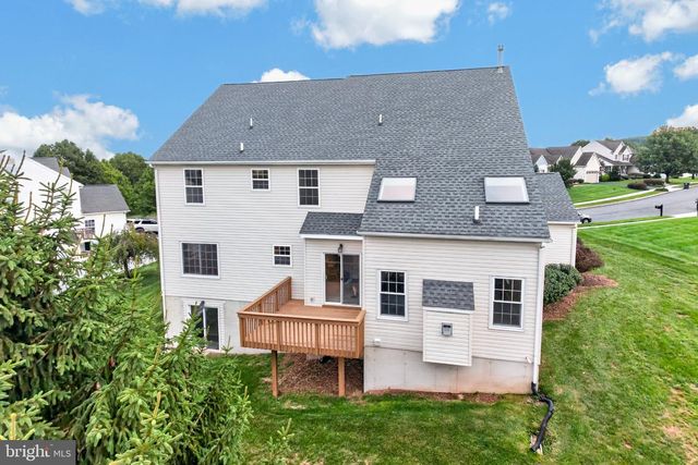 1175 SILCOX DR, Gilbertsville, PA 19525