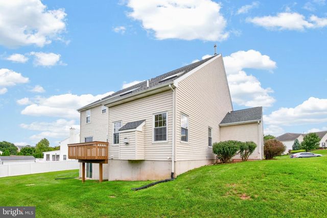 1175 SILCOX DR, Gilbertsville, PA 19525