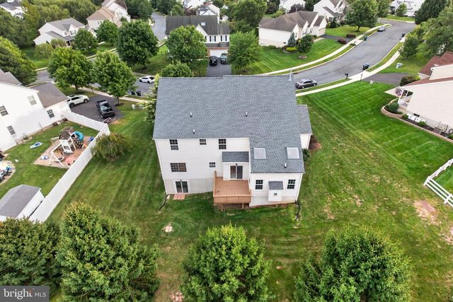 1175 SILCOX DR, Gilbertsville, PA 19525