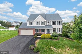 1175 SILCOX DR, Gilbertsville, PA 19525