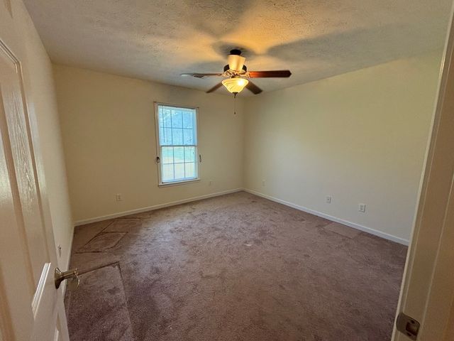 422 Baker Creek Drive, Box Springs, GA 31801