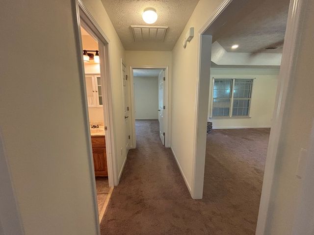 422 Baker Creek Drive, Box Springs, GA 31801