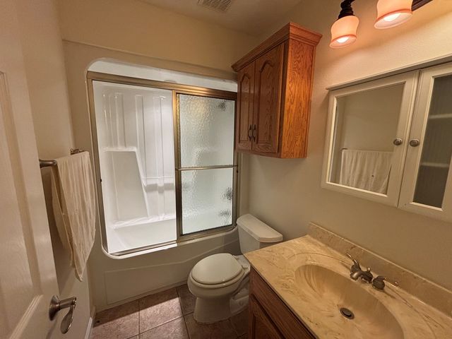 422 Baker Creek Drive, Box Springs, GA 31801