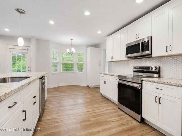 2416 Robertsdale Road, Gautier, MS 39553