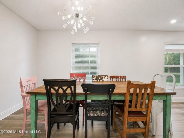 2416 Robertsdale Road, Gautier, MS 39553