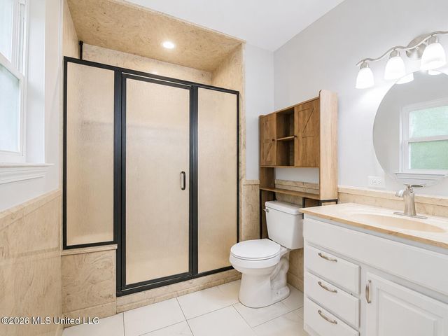 2416 Robertsdale Road, Gautier, MS 39553