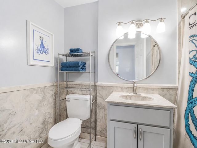 2416 Robertsdale Road, Gautier, MS 39553