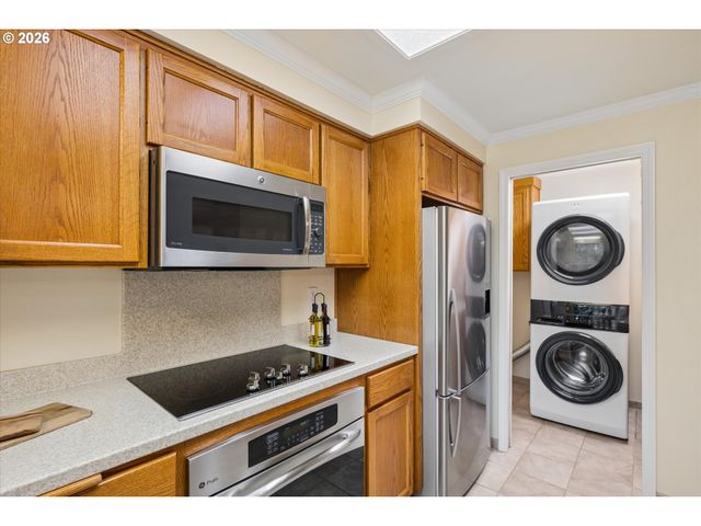 3367 VIDERA Dr, Eugene, OR 97405