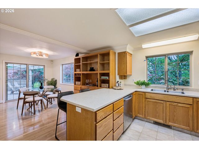 3367 VIDERA Dr, Eugene, OR 97405