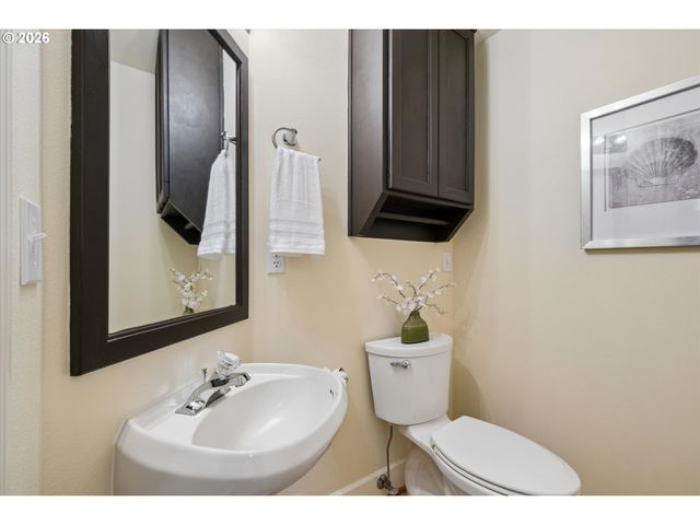 3367 VIDERA Dr, Eugene, OR 97405