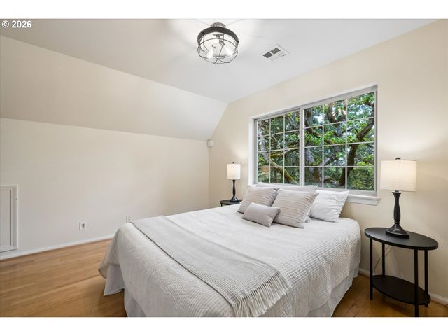 3367 VIDERA Dr, Eugene, OR 97405