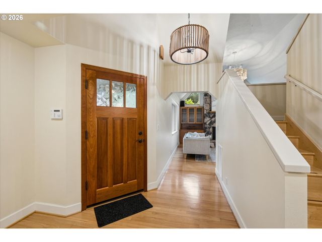 3367 VIDERA Dr, Eugene, OR 97405