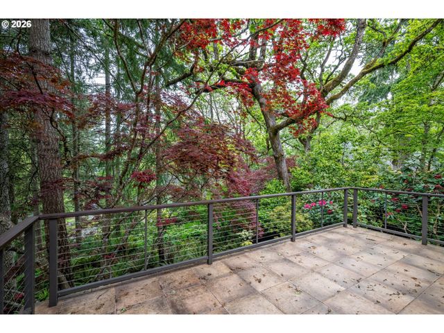 3367 VIDERA Dr, Eugene, OR 97405