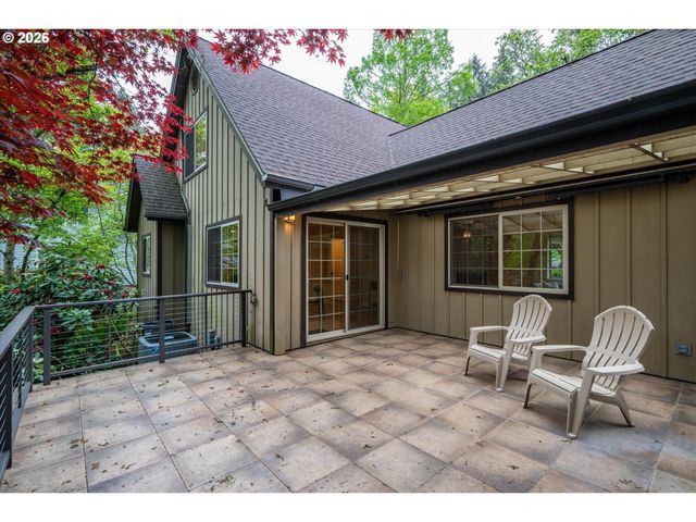 3367 VIDERA Dr, Eugene, OR 97405