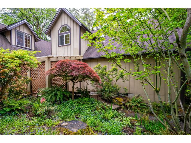 3367 VIDERA Dr, Eugene, OR 97405