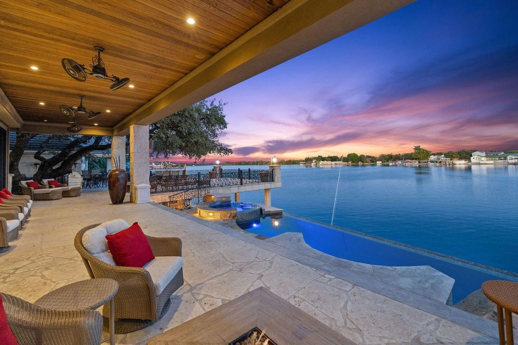 101 Matern CT, Horseshoe Bay, TX 78657