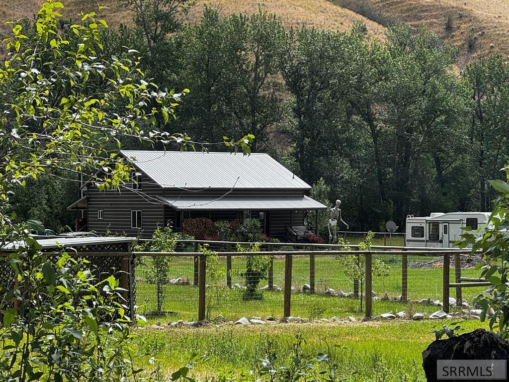 Image 1 of property listing at 7 Shady Lane, North Fork, ID 83466