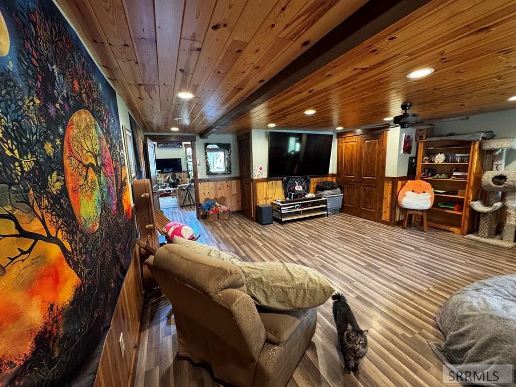 Image 14 of property listing at 7 Shady Lane, North Fork, ID 83466
