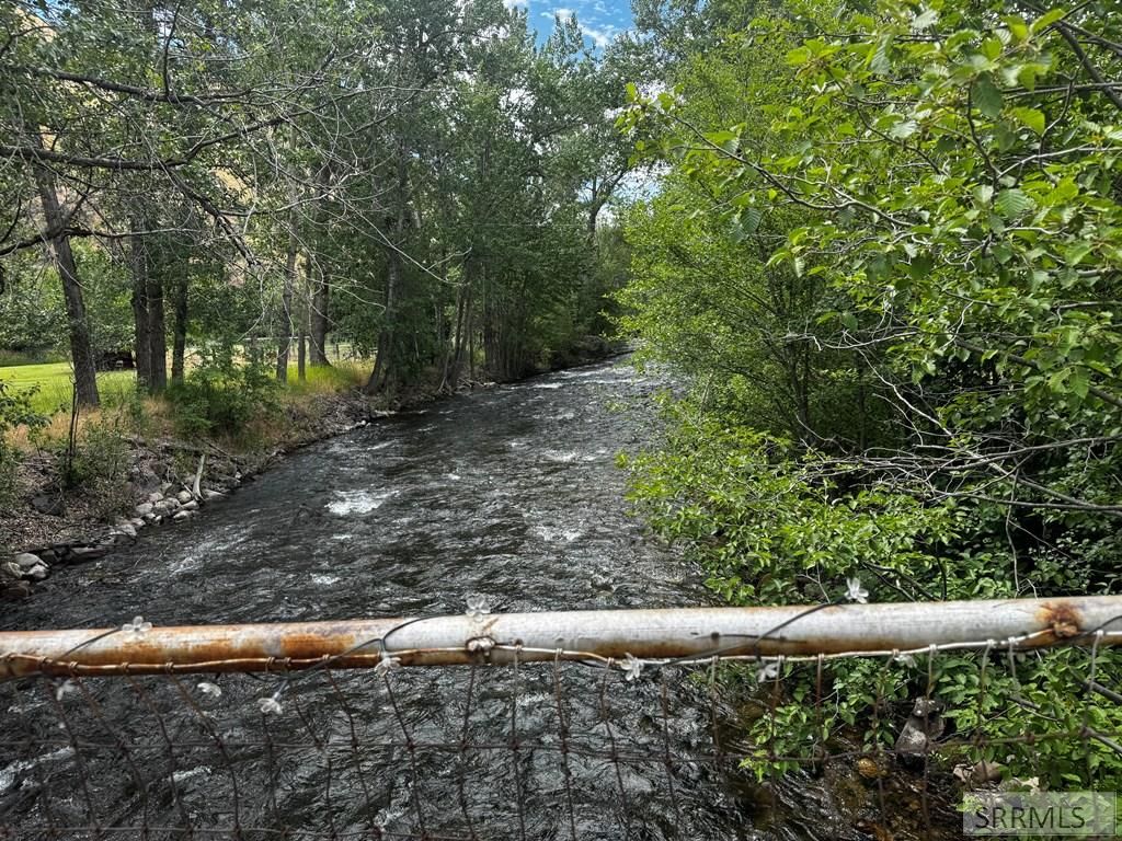 Image 25 of property listing at 7 Shady Lane, North Fork, ID 83466