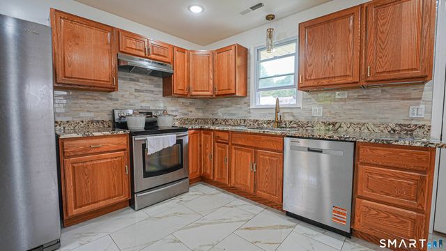 870 Woodtick Road, Waterbury, CT 06705