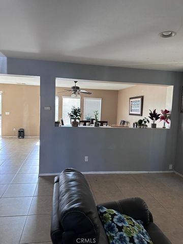 3884 Akina Avenue, Perris, CA 92571