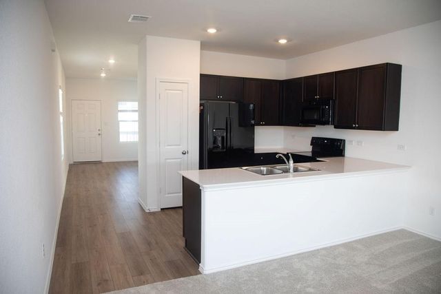 1127 Catfish LN, Bastrop, TX 78602