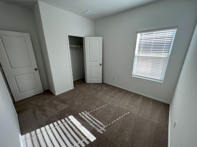 1127 Catfish LN, Bastrop, TX 78602