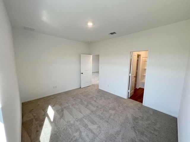 1127 Catfish LN, Bastrop, TX 78602