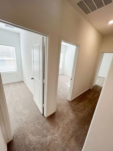 1127 Catfish LN, Bastrop, TX 78602