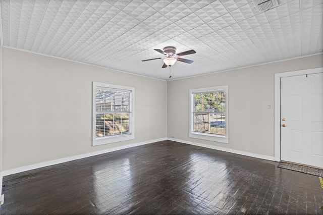 603 W 2nd Street, Cleburne, TX 76033